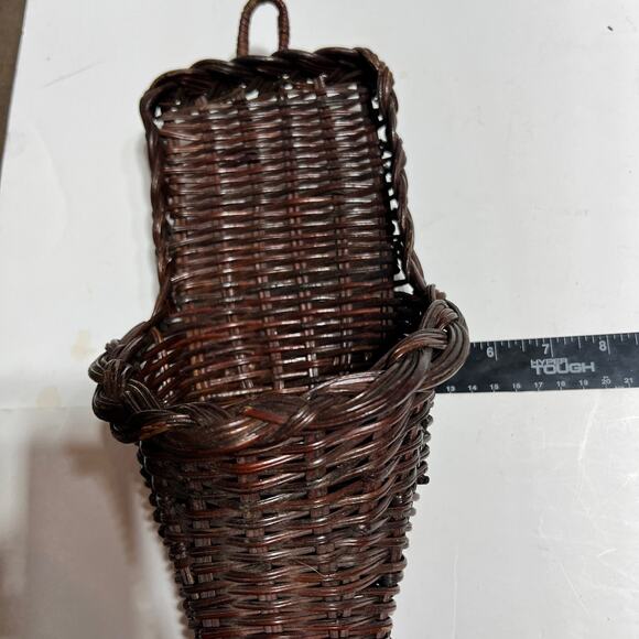 wicker rattan cornucopia wall pocket hang basket horn of plenty rustic woven - Picture 8 of 16